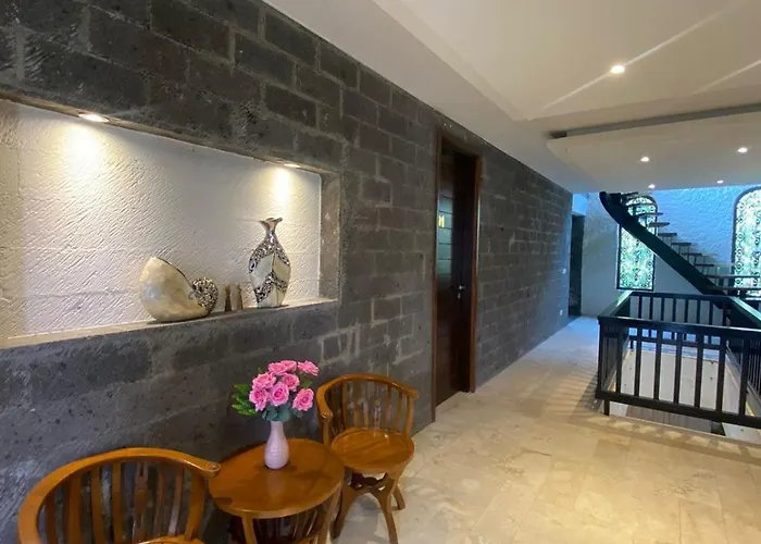 Pensión Puri Ratu